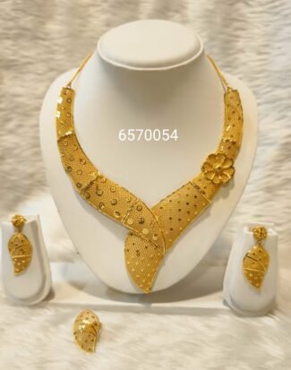 Attractive African Designer Women Medium Necklace and Earring Set