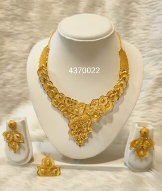 Beautiful Attractive African Designer Women Medium Necklace and Earring Set