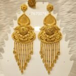 New Designer Golden Earrings Set For Women D.N- E1056