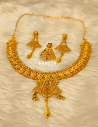 Classic Unique Designs 2%Gold Jewellery Necklace and Earring Set